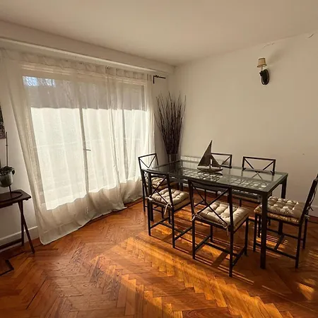 Acogedor En El Centro De Errezubi Hondarribia