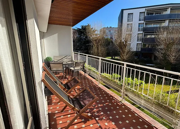 Acogedor En El Centro De Errezubi