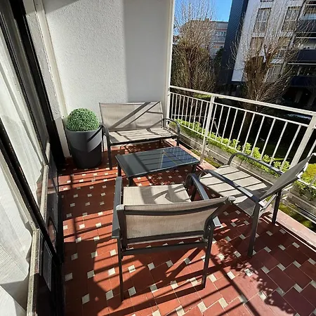 Acogedor En El Centro De Errezubi דירה